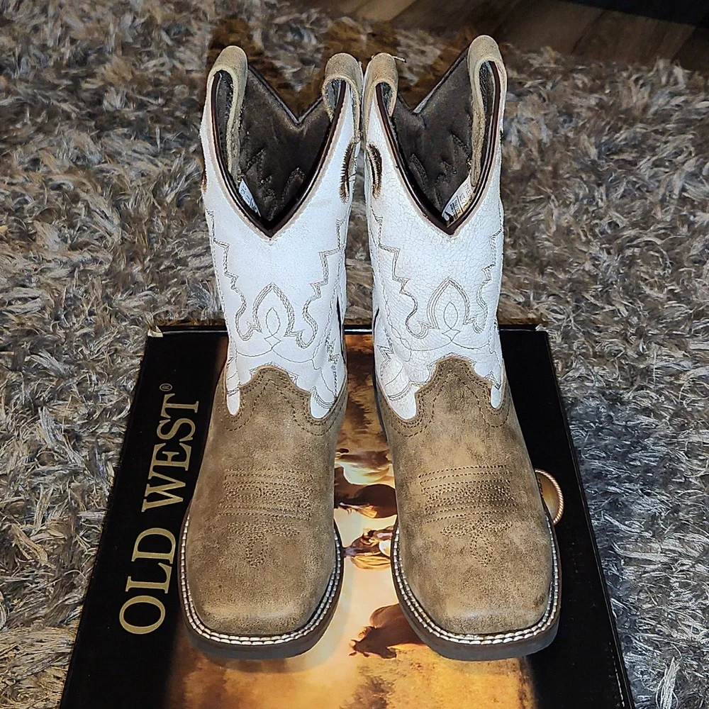 NIB Smoky Mountain Boots 👢